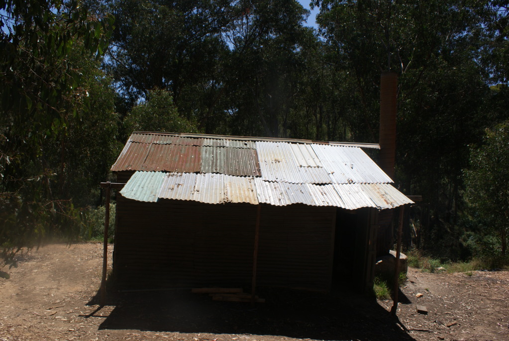 Donnelly creek trk huts run... 4x4Earth