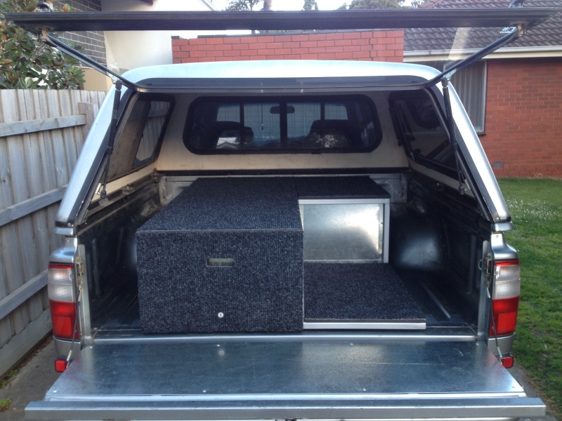 Hilux rear storage setup Dual Cab 4x4Earth