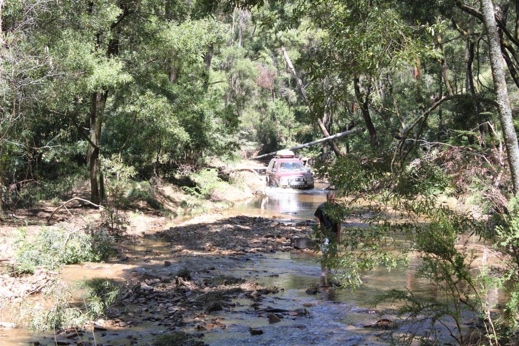 2nd Wombat State forest, mineral Springs and Chocolate Mill run. 4x4Earth
